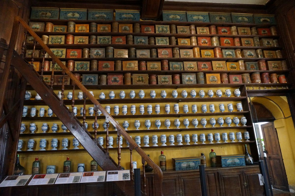 Apothecary of the Hôtel-Dieu-le-Comte