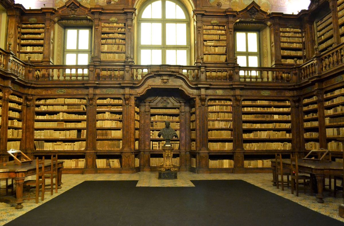 Girolamini Monumental Complex and Library of Naples