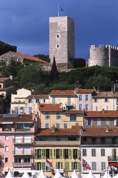 Museum of World Explorations (former Musée de la Castre)