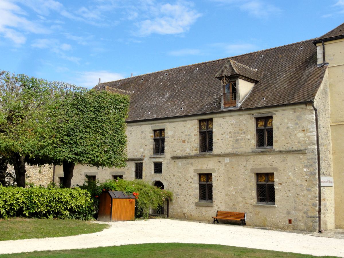 Dourdan Castle Museum