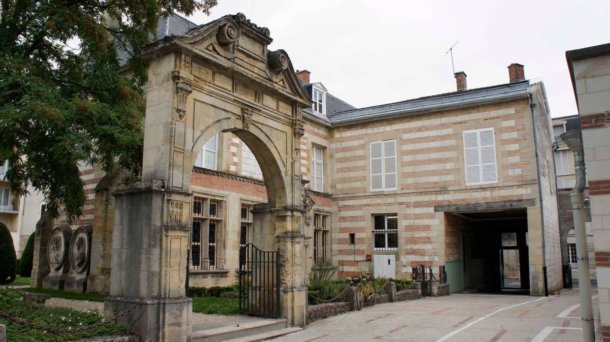 Garinet Museum