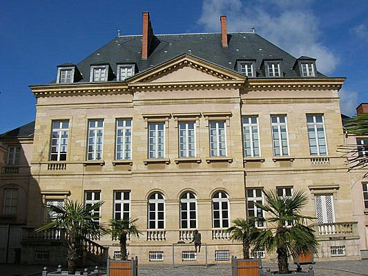 Joseph Déchelette Museum of Fine Arts and Archaeology