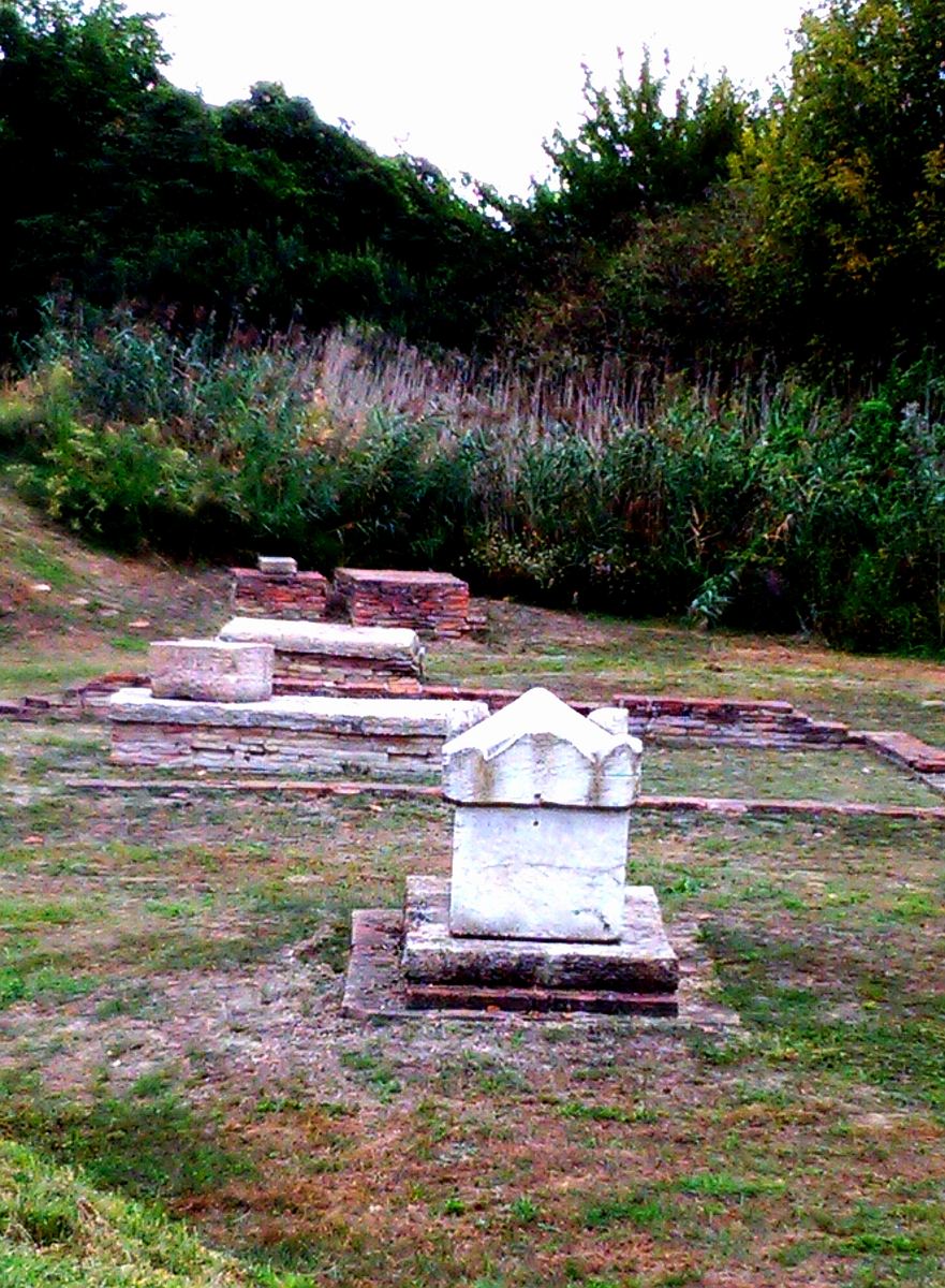 Voghenza Roman Necropolis