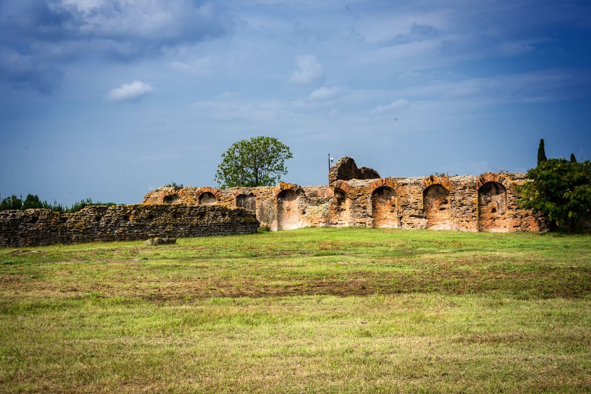 Appian Way Archaeological Park - Villa di Sette Bassi